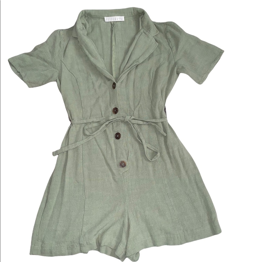 NWOT Potters Pot Green Romper Size S